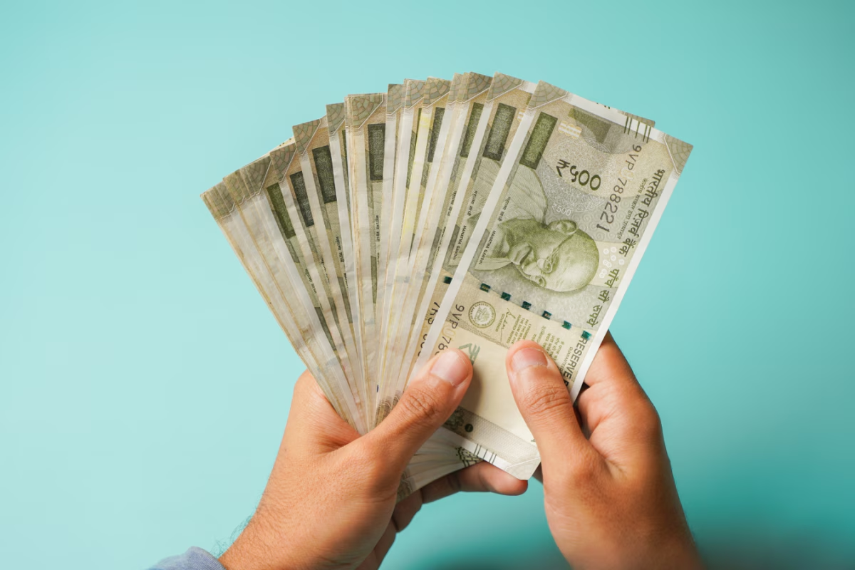 GFM: JÚLIUSTÓL INDUL A BOLTI KÉSZPÉNZFELVÉTEL